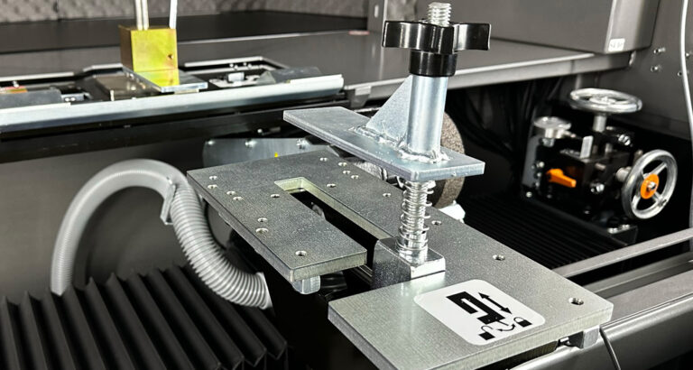 front roller clamp